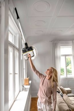 Karcher Пылесос беспроводный VC 7 Cordless yourMax, 350Вт, конт пыль -0.8л, автон. раб. до 60мин, вес-2.57кг, HEPA 12, белый 1.198-710.0 фото