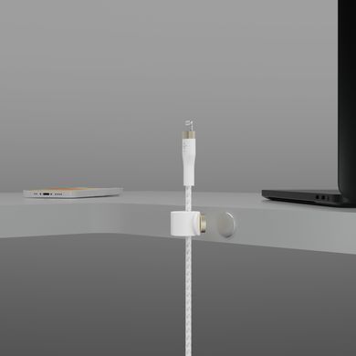 Belkin Кабель USB-A - Lightning плетений, силіконовий, з ремінцем на магніті, 1м, білий CAA010BT1MWH фото