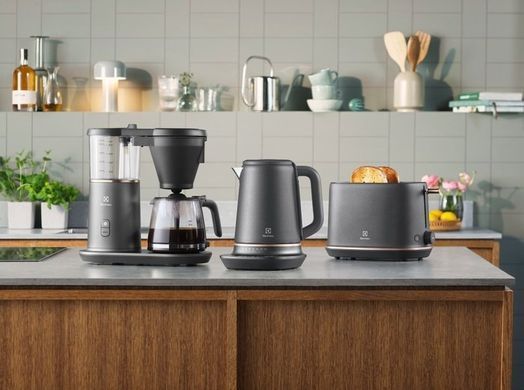 Electrolux Тостер, 980Вт, метал, чорний