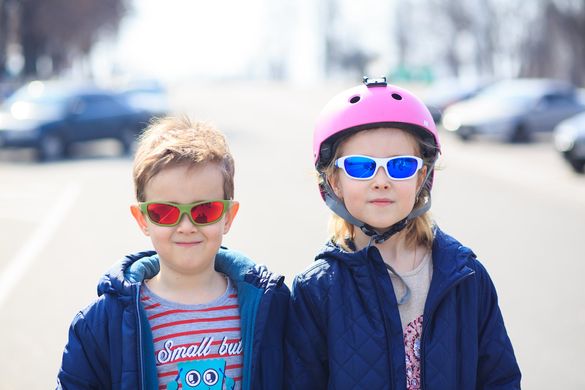 Детские солнцезащитные очки Koolsun бело-голубые серии Sport (Размер: 3+) KS-SPWHSH003 фото