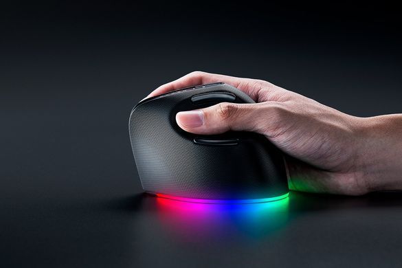 Razer Миша Pro Click V2, USB-A/WL/BT, Vertical Ed., чорний RZ01-05250100-R3G1 фото