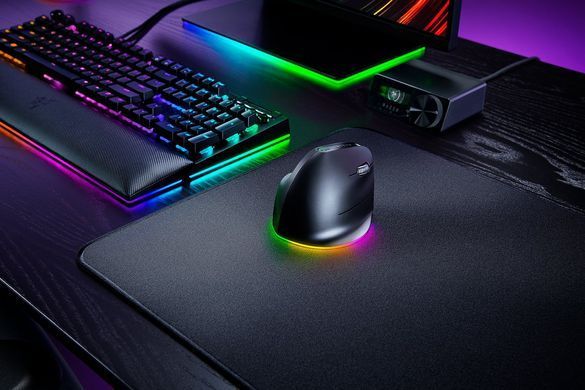 Razer Миша Pro Click V2, USB-A/WL/BT, Vertical Ed., чорний RZ01-05250100-R3G1 фото