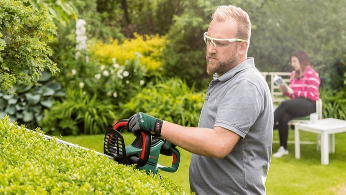 Bosch Кущоріз UniversalHedgeCut 50 480Вт 50см крок різу 26мм 3.67 кг 0.600.8C0.501 фото