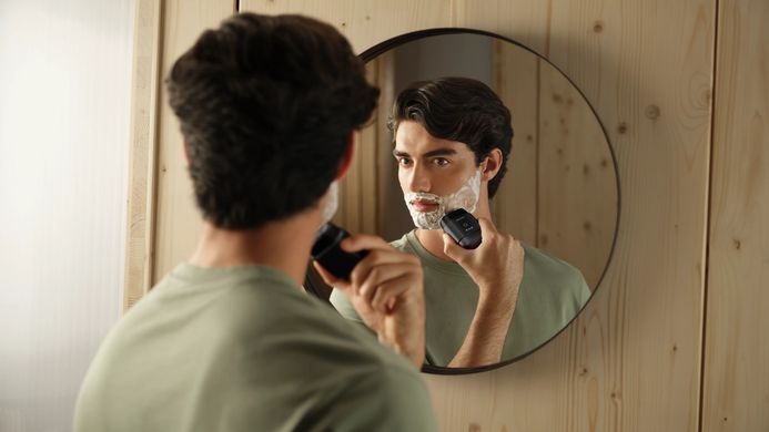 Philips Бритва електр. Philips Shaver 500 Series роторная, бритв.головок-2, Li-Ion, сух.+влажн., дорожн.футляр, черный S591/05 фото