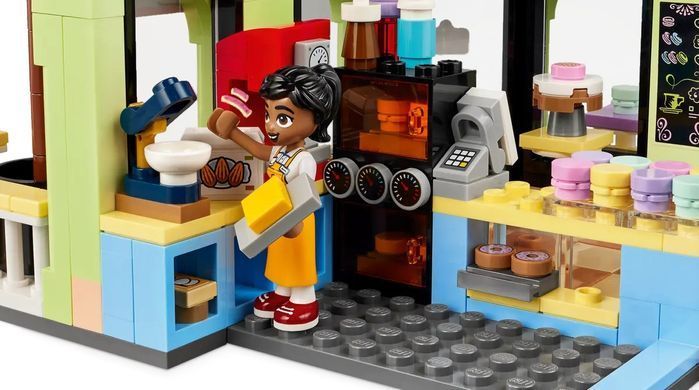 LEGO Конструктор Friends Кофейня Хартлейк-Сити 42618 фото