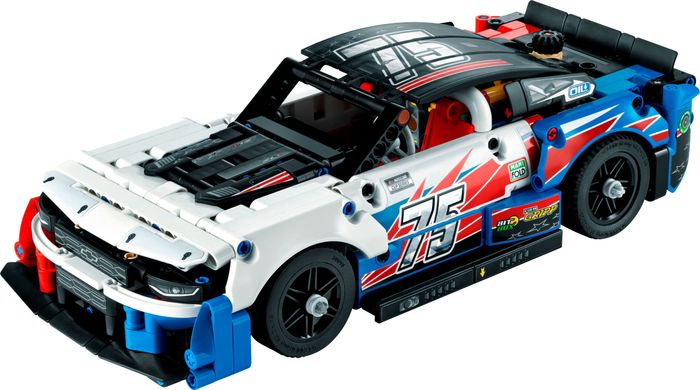 Конструктор LEGO Technic NASCAR Next Gen Chevrolet Camaro ZL1 42153 фото