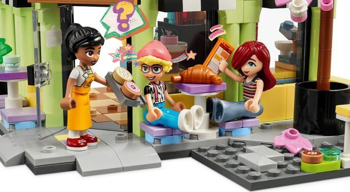 LEGO Конструктор Friends Кофейня Хартлейк-Сити 42618 фото