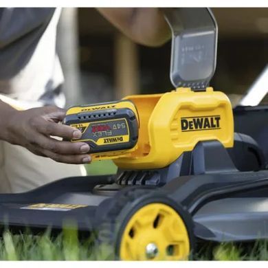 DeWALT Газонокосарка акумуляторна XR FLEXVOLT 54В 53см 67л 25-102мм 29кг без АКБ та ЗП DCMWSP550N фото