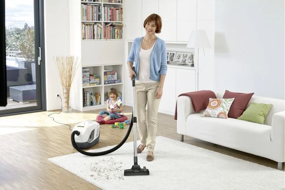 Karcher Пылесос моющий DS 6 Plus, 650Вт, вода -2 л, НЕРА, белый 1.195-252.0 фото
