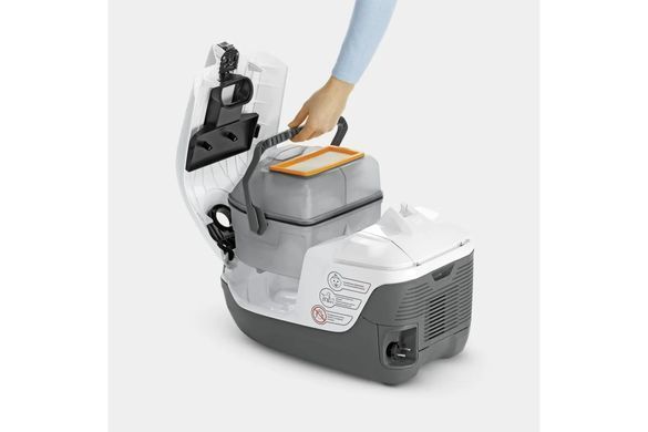 Karcher Пылесос моющий DS 6 Plus, 650Вт, вода -2 л, НЕРА, белый 1.195-252.0 фото