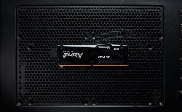 Kingston Память для ПК DDR5 5600 16GB KIT (8GBx2) FURY Beast RGB KF556C40BBAK2-16 фото