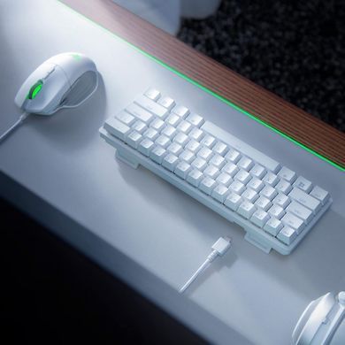 Razer Коврик для мыши Goliathus Extended Chroma M Mercury Grey (355х255х3мм) RZ02-02500314-R3M1 фото