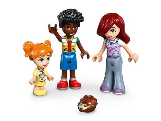 LEGO Конструктор LEGO Friends Хартлейк-Сіті. Квартири і крамниці 42670 фото