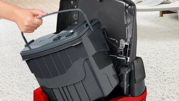 Bosch Пылесос моющий, 2100Вт, мешок-2.5л, вода -5л, НЕРА13, турбощётка, черный BWD421POW фото