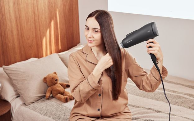 Panasonic Фен Panasonic, 2500Вт, 3 режими, іонізація, хол. обдув, чорний EH-NE85-K865 фото