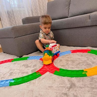 Игровой набор с конструктором и железной дорогой - ПАРОВОЗИК С ЖИВОТНЫМИ 061853 фото