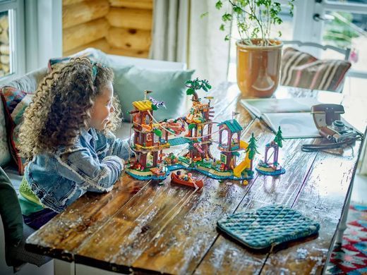 LEGO Конструктор Friends Будиночок на дереві у пригодницькому таборі 42631 фото