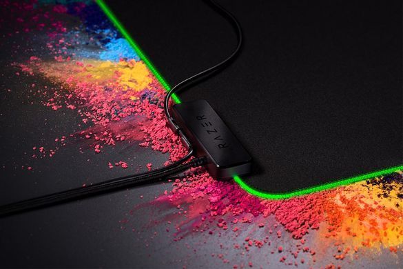 Razer Ігрова поверхня Goliathus Extended Chroma XXL Black (920х294х3мм) RZ02-02500300-R3M1 фото