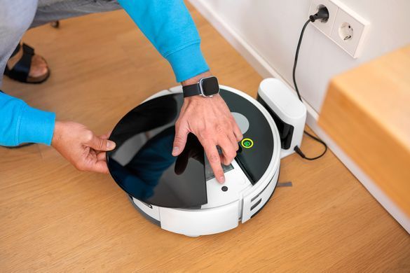 Karcher Робот-пылесос RVF 7, h=10.5см, влажная уборка, конт пыль -250л, вода -0.30л, Bluetooth, белый 1.269-680.0 фото