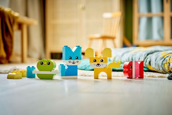 LEGO Конструктор LEGO DUPLO My First Чарівні творчі домашні улюбленці 3 в 1 10477- фото
