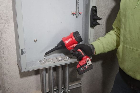 Milwaukee Повітродув акумуляторний MILWAUKEE, M18 BLHSB-0 18В 2880м/с 18000об/хв 1.2кг без АКБ та ЗП 4933500533 фото