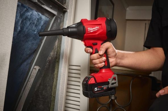 Milwaukee Повітродув акумуляторний MILWAUKEE, M18 BLHSB-0 18В 2880м/с 18000об/хв 1.2кг без АКБ та ЗП 4933500533 фото