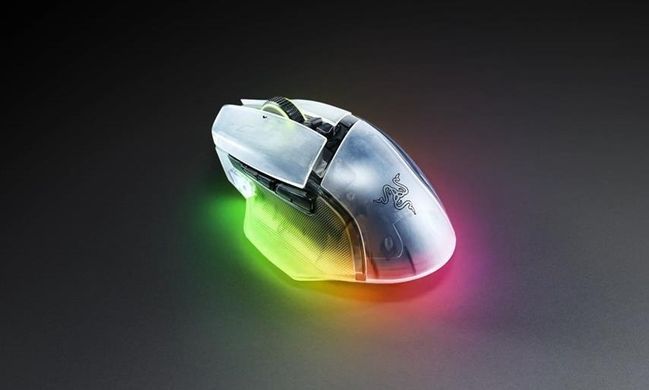 Razer Миша Basilisk V3 Pro 35K, RGB, USB-A/WL/BT, Phantom White Ed. RZ01-05240400-R3G1 фото