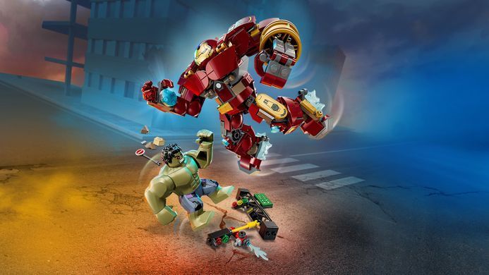 LEGO Конструктор LEGO Super Heroes Легендарна битва: Халкбастер vs. Халк 76343 фото