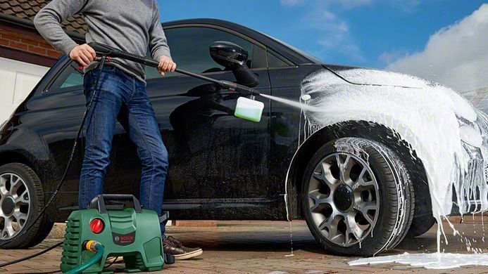 Bosch Минимойка высокого давления EasyAquatak 110, 1300Вт, 110 бар, 330 л/ч, 3.8кг 0.600.8A7.F00 фото