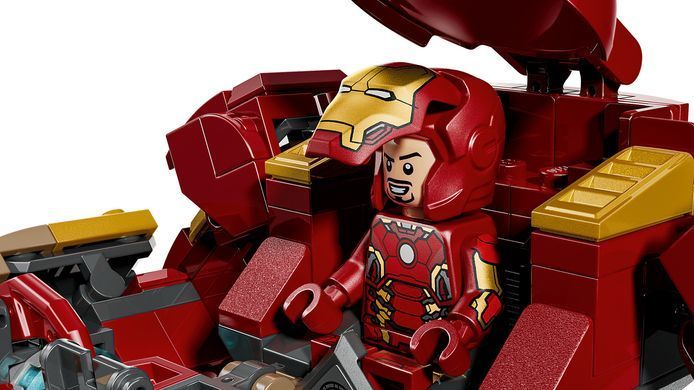 LEGO Конструктор LEGO Super Heroes Легендарна битва: Халкбастер vs. Халк 76343 фото