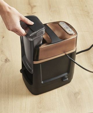 Прасувальна система Tefal IXEO POWER, 2170Вт, 1100мл, паровий удар -200гр, постійна пара - 90гр, з дошкою для прасування, нерж. сталь, чорно-золотий QT2020E0 фото