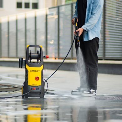 Stanley Stanley mini high pressure washer 2400W 170bar 500l/h hose 6m 12.1kg SXPW24BX-E фото