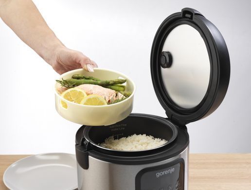 Gorenje Мультиварка, 476Вт, міні, чаша-2л, электронное управл., 5 програм, металл/пластик, черный MC2SBK фото