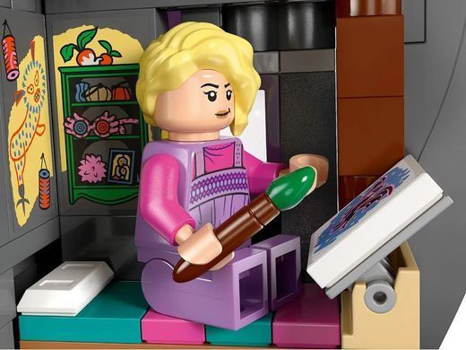 LEGO Конструктор LEGO Harry Potter Будинок Луни Лавґуд 76467 фото