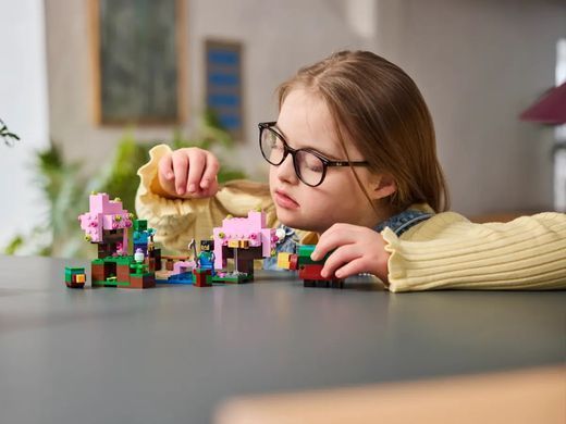 LEGO Конструктор Minecraft Квітучий вишневий сад 21260- фото