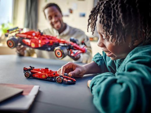 LEGO Конструктор Technic Автомобіль F1 Ferrari SF-24 42207 фото
