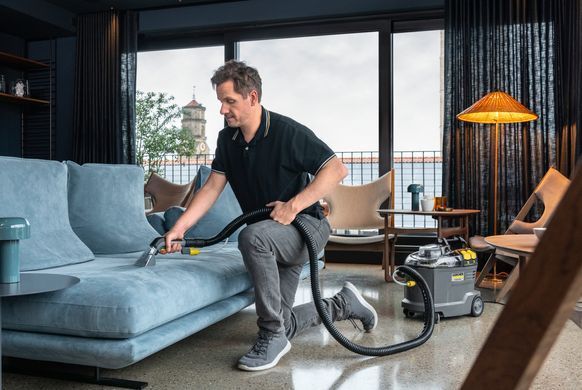 Karcher Пылесос моющий Puzzi 8/1 профессиональный 1.100-240.0 фото