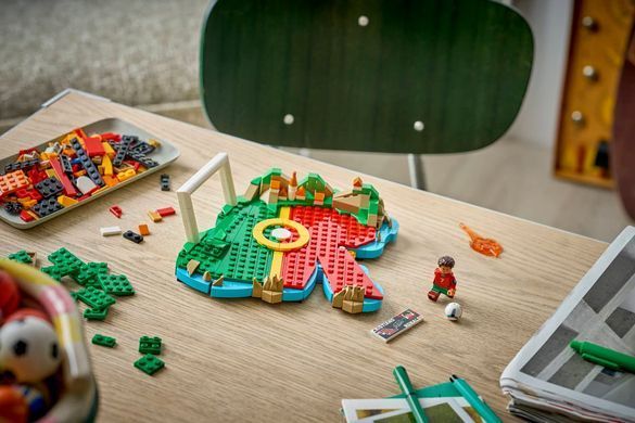 LEGO Конструктор LEGO Editions Football Кріштіану Роналду &mdash; найкращі моменти футбольних матчів 43012 фото