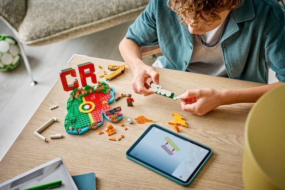 LEGO Конструктор LEGO Editions Football Кріштіану Роналду &mdash; найкращі моменти футбольних матчів 43012 фото