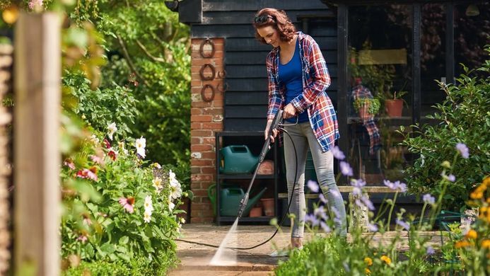 Bosch Минимойка высокого давления UniversalAquatak 125, 1500 Вт, 125 бар, 360 л/ч, шланг 5м, 7.7кг 0.600.8A7.A00 фото