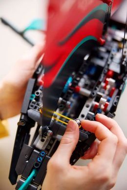 LEGO Конструктор Technic Яхта Emirates Team New Zealand AC75 42174 фото