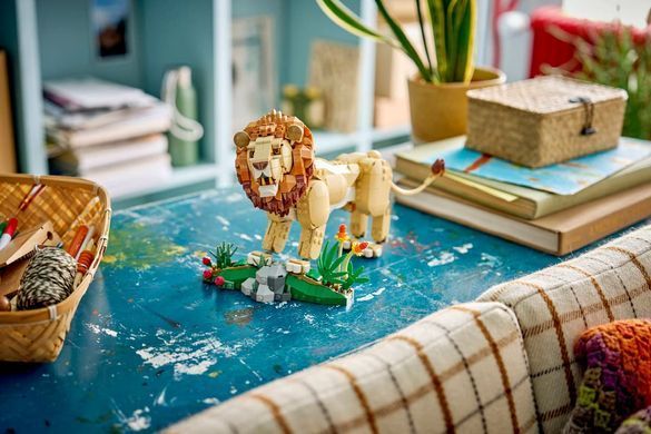 LEGO Конструктор LEGO Creator Дикі тварини: Величний лев 31386 фото