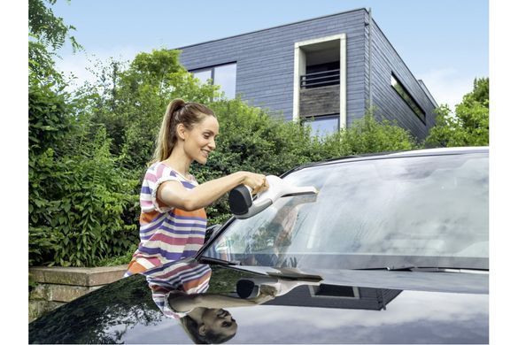 Karcher Пылесос оконный WV 6 Plus, вода -0.15л, автон. раб. до 100мин, вес-0.76кг, белый 1.633-741.0 фото