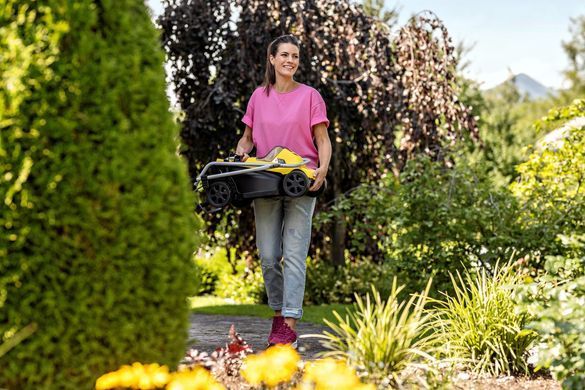 Karcher Газонокосарка акумуляторна LMO 2-18 Battery 18В 32см 25-60мм (без АКБ та ЗП) 1.445-400.0 фото