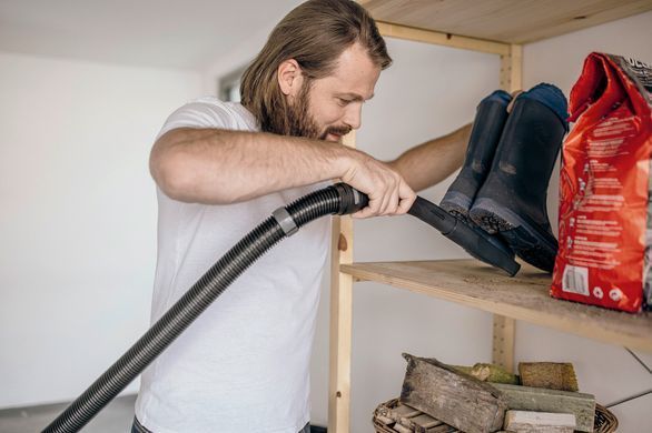 Karcher Пылесос WD 3 V-19/6/20 хозяйственный, 1000 Вт, 19л, 6м 1.628-123.0 фото
