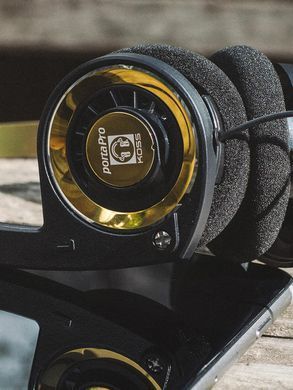 Koss Навушники On-Ear Koss Porta Pro Classic, 3.5 mini-jack, 1.2м, Чорний Золото 193392.101 фото