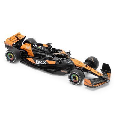 Автомодель - MCLAREN F1 (2024) (1:18) 250936MLF1 фото
