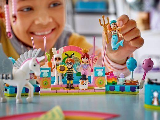 LEGO Конструктор LEGO Friends Костюмована вечірка з єдинорогом і феєю 42661 фото