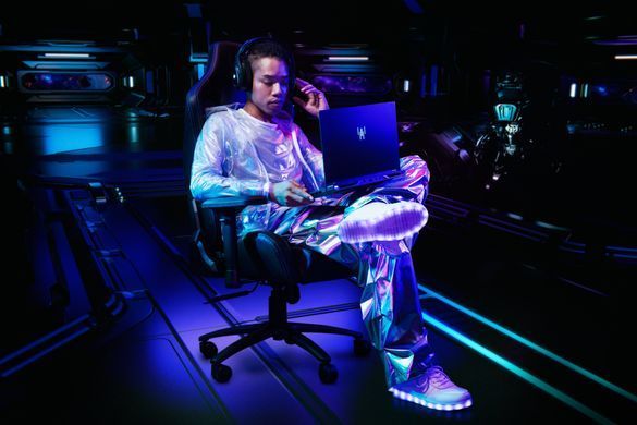 Acer Ноутбук Acer Predator Helios Neo 16 PHN16-73 16" WQXGA IPS, Intel U7-255HX, 32GB, F1TB, NVD5060-8, Lin, чорний NH.QVUEU.00H фото