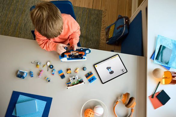 LEGO Конструктор Sonic Sonic та командна вантажівка 77006 фото